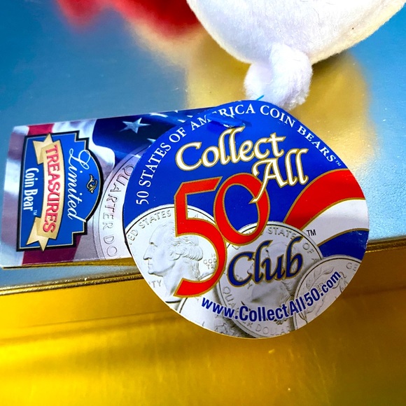 LIMITED TREASURES NWT RHODE ISLAND STATE COIN #13 BEAR PLUSH TAGS & QUARTER 8” - Picture 7 of 10